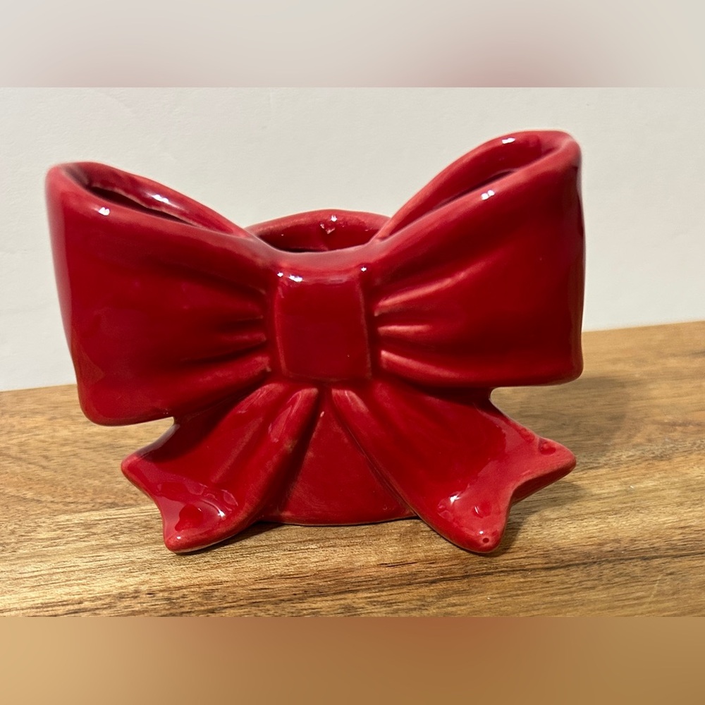 Sleigh Bell Bistro Red Bow Toothpick Holder Ceramic 2”X3” NEW